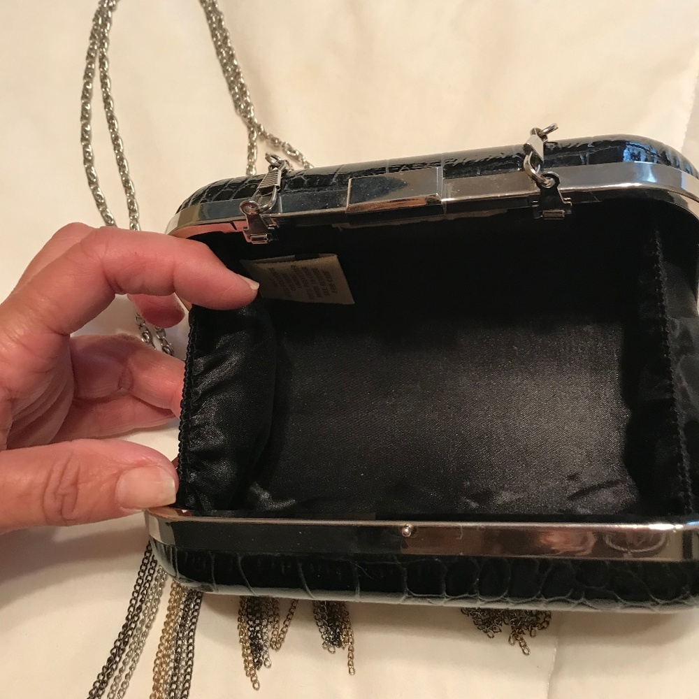 Purse - Picture 2 of 2